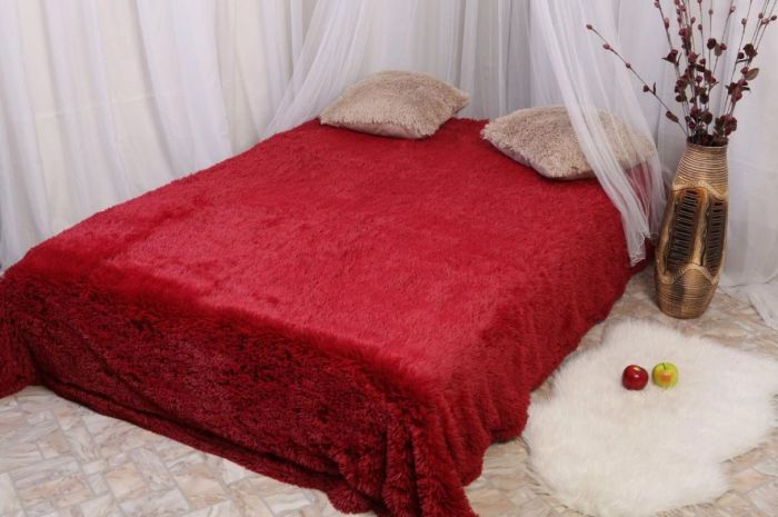 Wholesale Faux Fur Coverlets Red