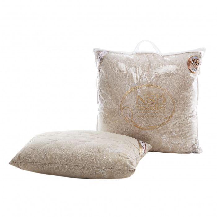 Camel hair pillow in gloss satin |