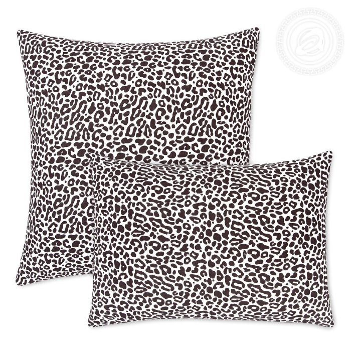 Jaguar knitted pillowcases